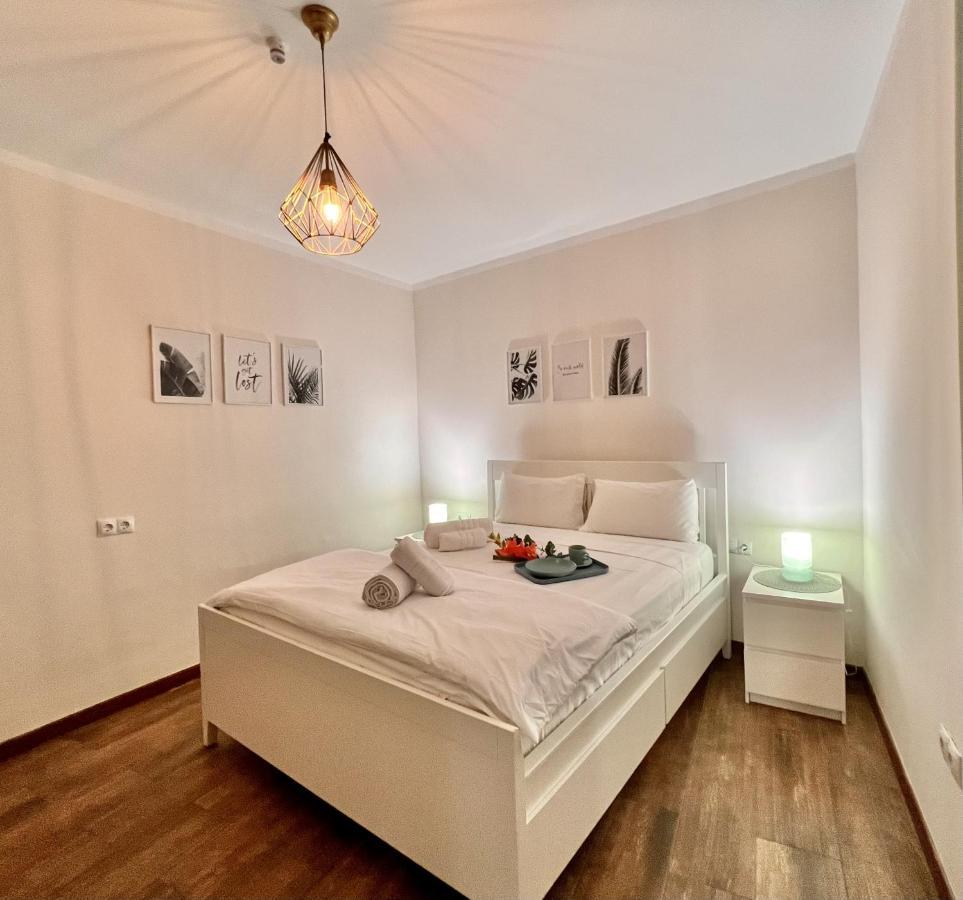 Downtown Apartment By United Renters อาลิกันเต ภายนอก รูปภาพ