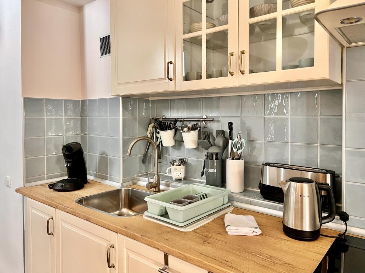 Downtown Apartment By United Renters อาลิกันเต ภายนอก รูปภาพ
