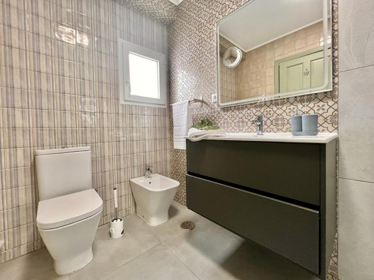 Downtown Apartment By United Renters อาลิกันเต ภายนอก รูปภาพ