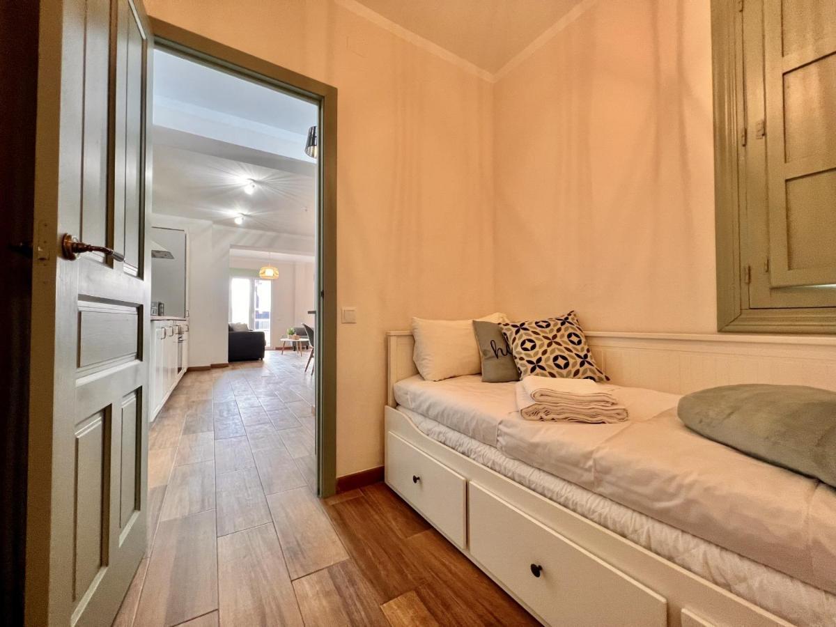Downtown Apartment By United Renters อาลิกันเต ภายนอก รูปภาพ